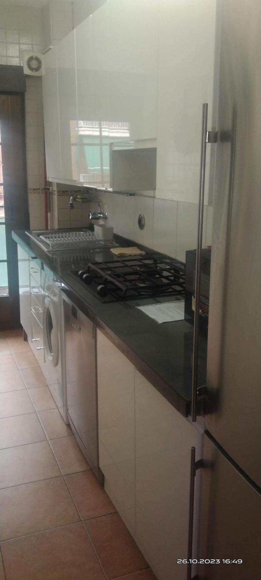 Habitaciones Individuales En Apartamento 马德里 外观 照片